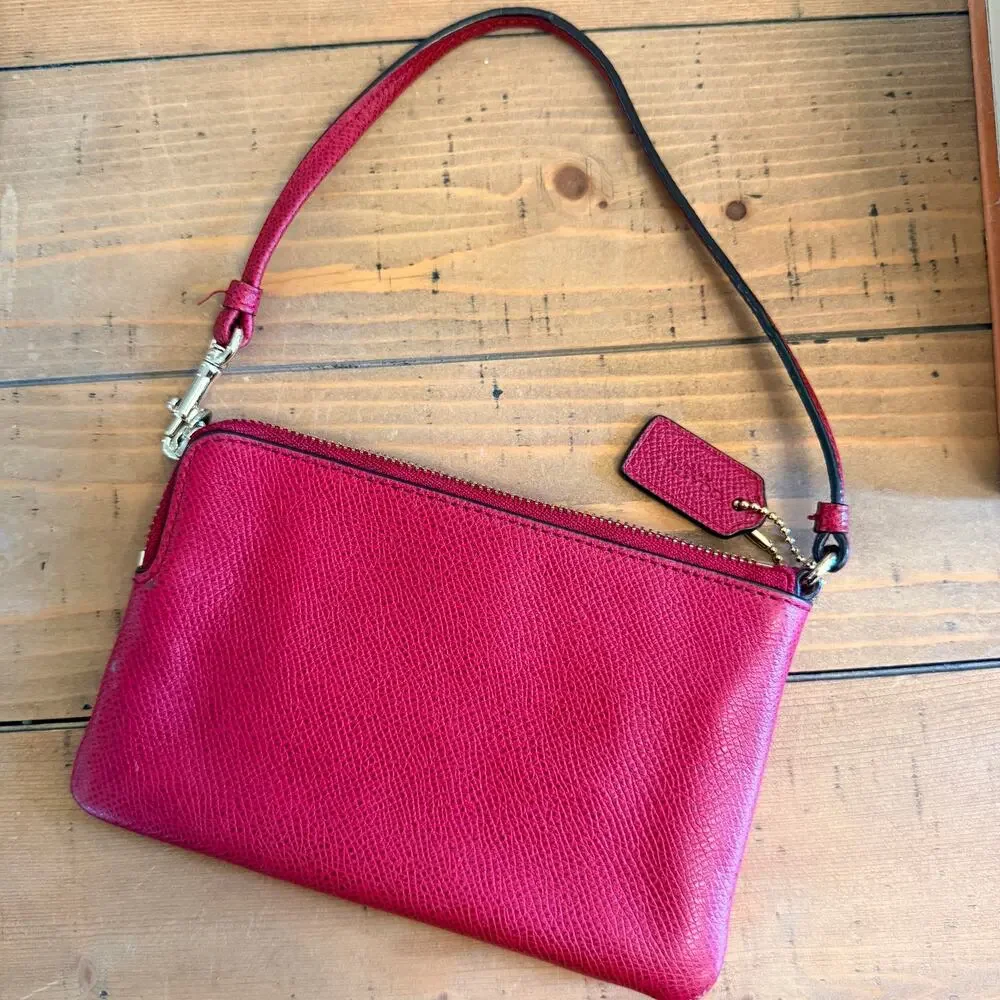 Coach Corner Zip Wristlet Red Pebbled Leather Gold Hardware Small Wallet